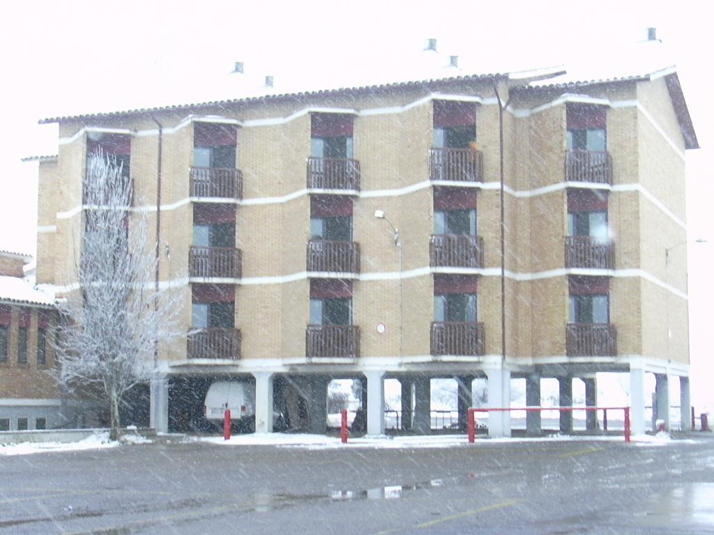 Hotel Cariñena Eksteriør billede